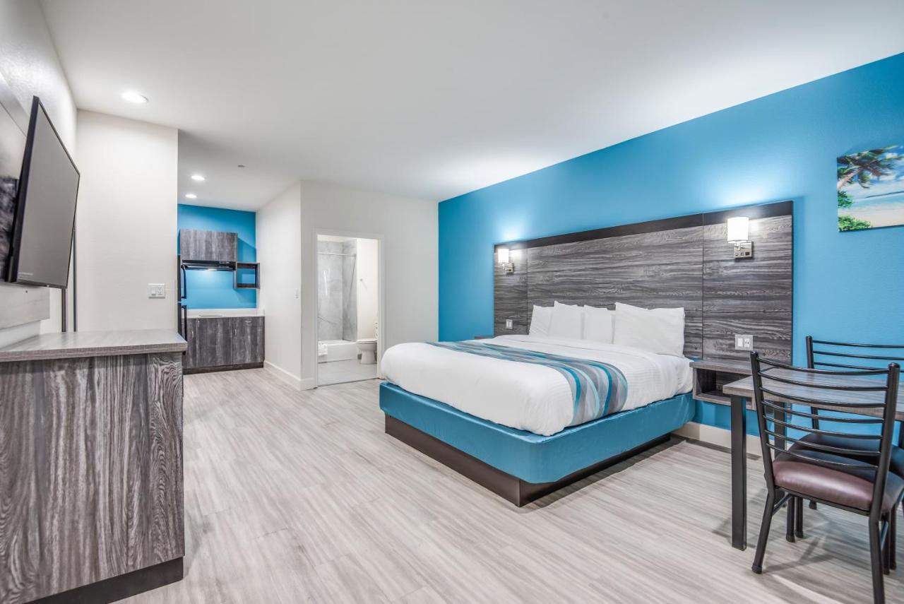 Americas Best Value Inn & Suites Houston At Hwy 6 Buitenkant foto
